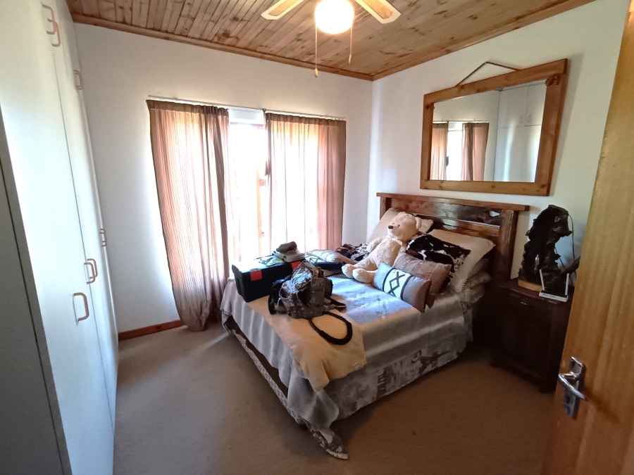 2 Bedroom Property for Sale in Noorsekloof Eastern Cape